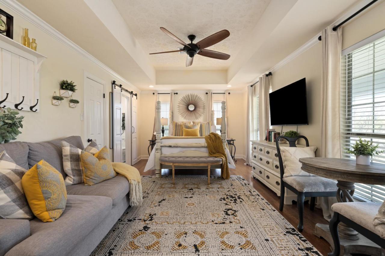 The Plantation House Boutique Inn Pflugerville Buitenkant foto