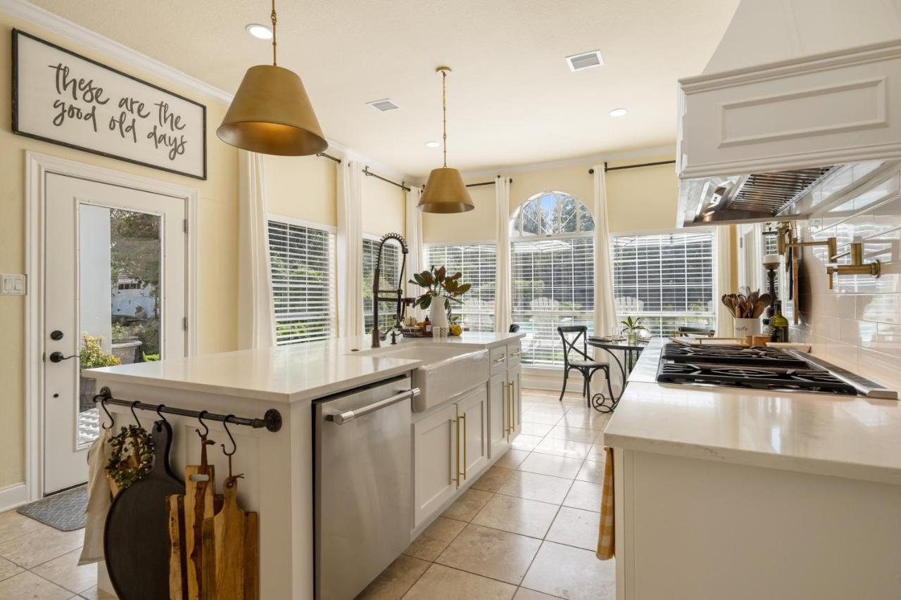 The Plantation House Boutique Inn Pflugerville Buitenkant foto