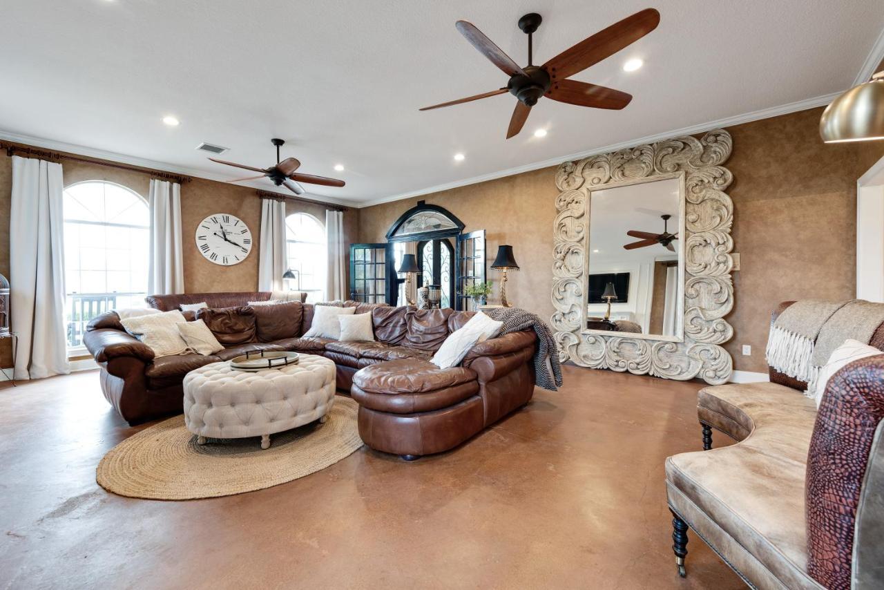 The Plantation House Boutique Inn Pflugerville Buitenkant foto