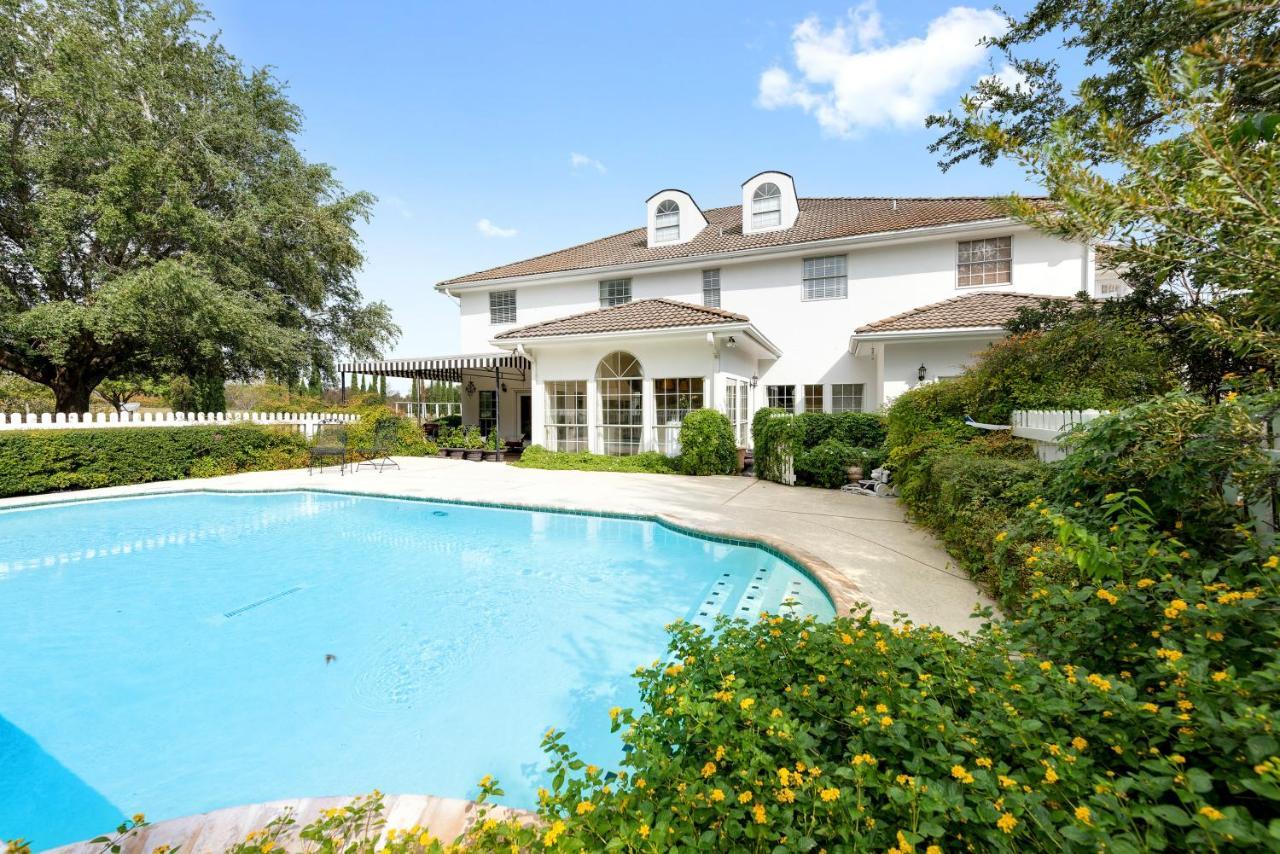 The Plantation House Boutique Inn Pflugerville Buitenkant foto